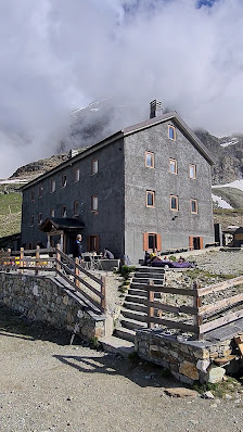 Photo 3 de Rifugio Duca degli Abruzzi (Cervino)