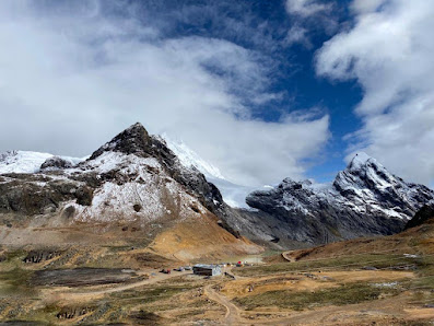 Photo 1 de Mina Raura