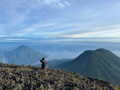 Photo 1 de Volcan de Atitlan