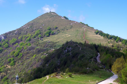 Photo 1 de Monte Rai