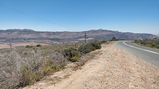 Photo 2 de Rooihoogtepass