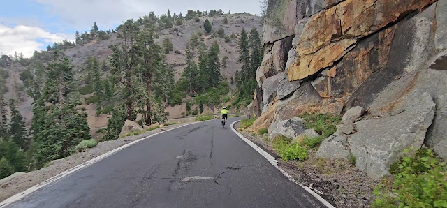 Photo 2 de Ebbetts Pass