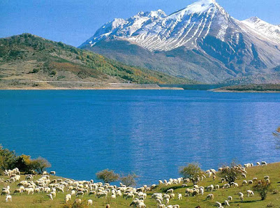 Photo 1 de Lago di Campotosto