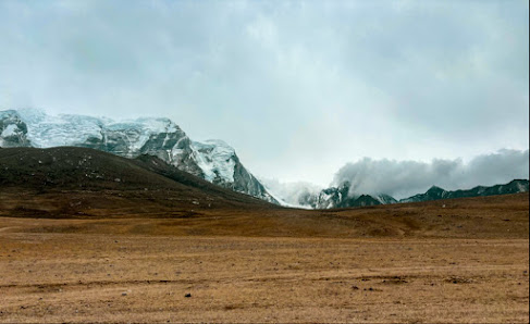 Photo 2 de Gurudogmar Lake