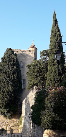 Photo 1 de Villevieille