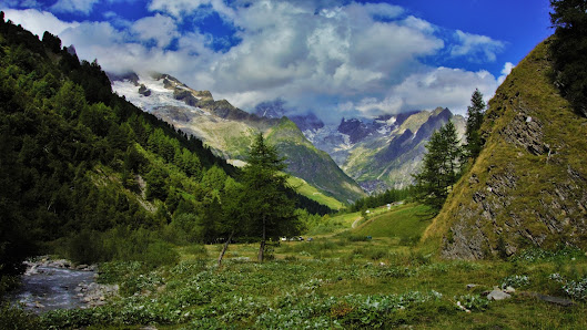 Photo 1 de Ars Dessous
