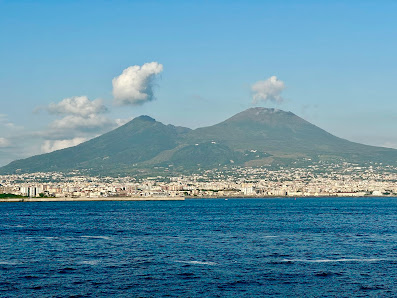 Photo 1 de Vesuvio