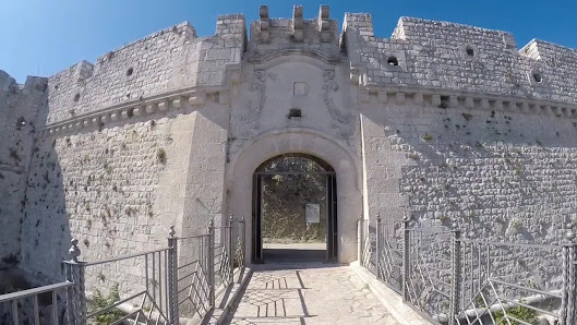Photo 2 de Monte Sant'Angelo
