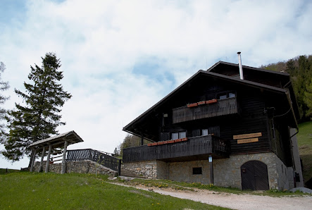 Photo 1 de Planinski dom Vrhe