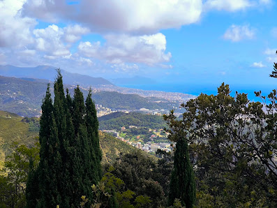 Photo 2 de Nostra Signora della Misericordia di Monte Gazzo