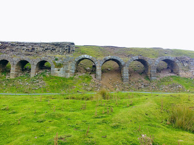 Photo 1 de Rosedale Chimney Bank