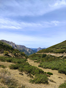 Photo 2 de La Farrapona - Lagos de Somiedo