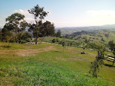 Photo 1 de Pico Santo Firme