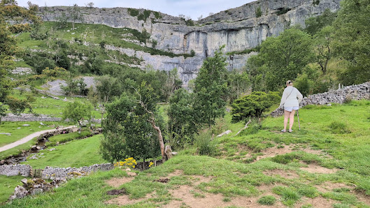 Photo 3 de Malham Tarn
