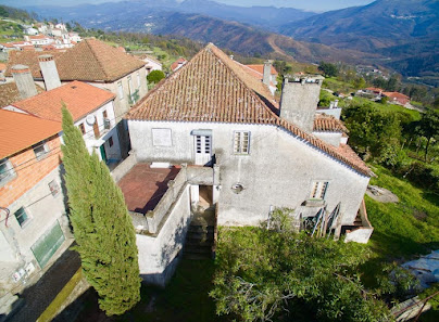 Photo 1 de Santa Ovaia
