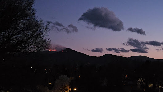 Photo 3 de Twelve O'clock Knob