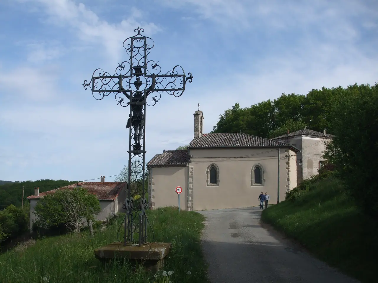 Croix en fer forgé à Alboussière