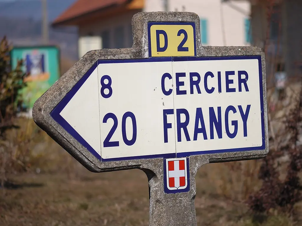 Fleche sur pied Michelin de 1951 - Allonzier la Caille, Haute Savoie (74) Rhône-Alpes, France - French Old Road Signs