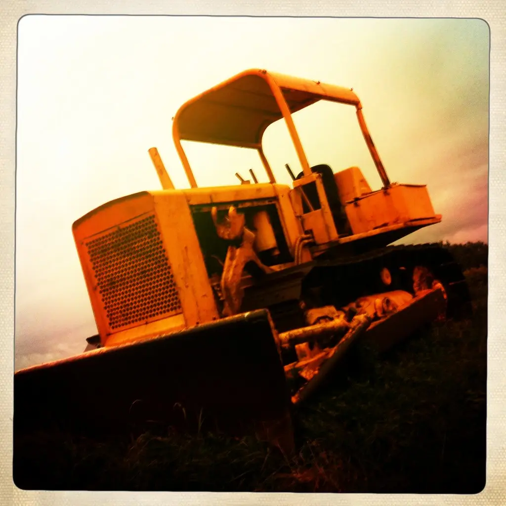 Excavator (03) - 07Sep10, Ambérieu-en-Bugey (France)