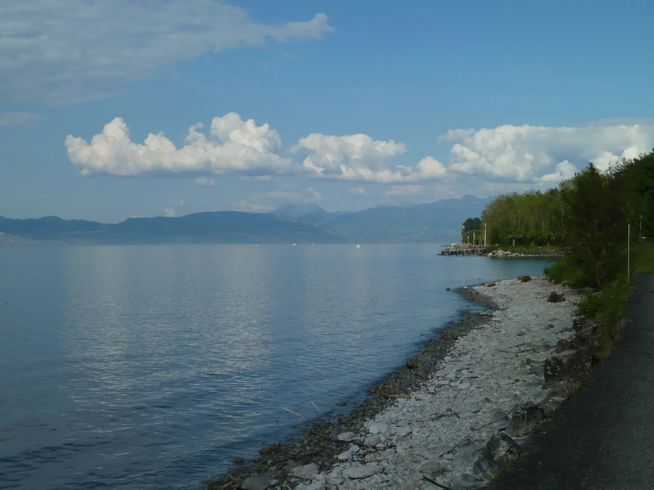 Lakefront of Amphion-les-Bains 02