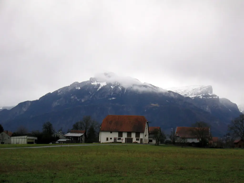 house in arenthon