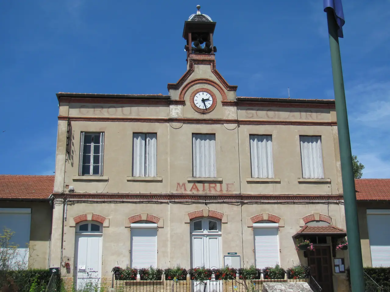Mairie de Beynost, juin 2011