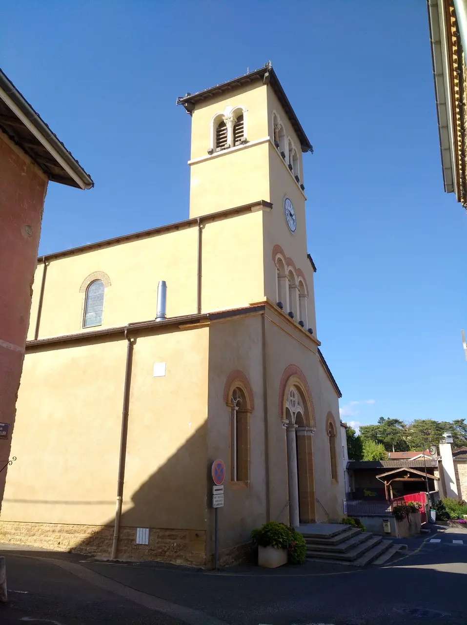 Église Saint-Claude de Blacé (2017)
