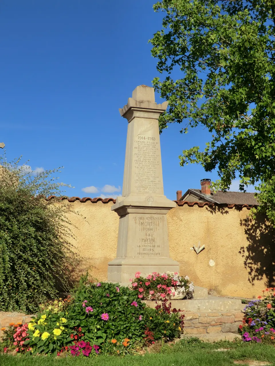Monument aux morts de Blyes