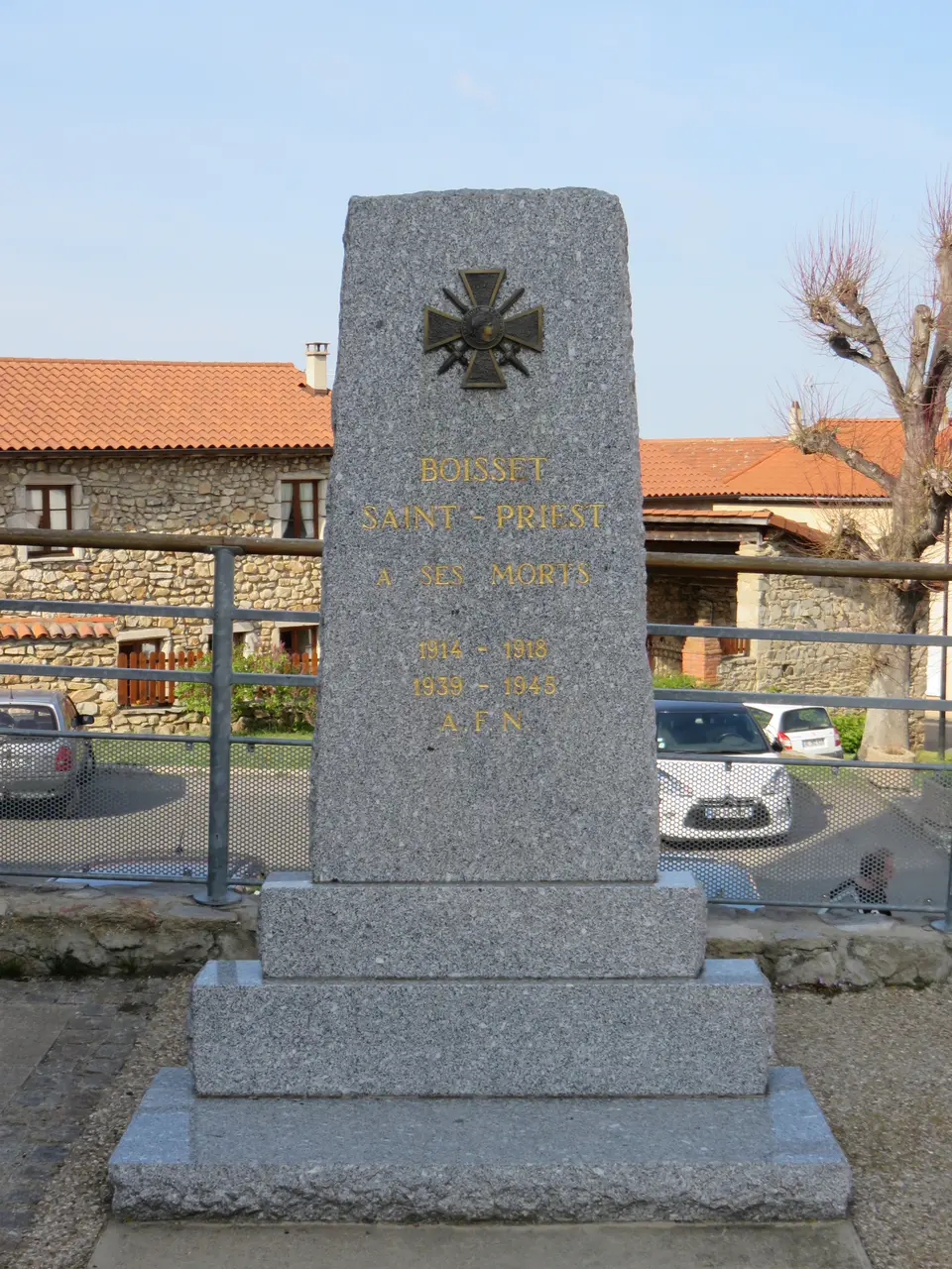 Boisset-Saint-Priest - Monument aux morts