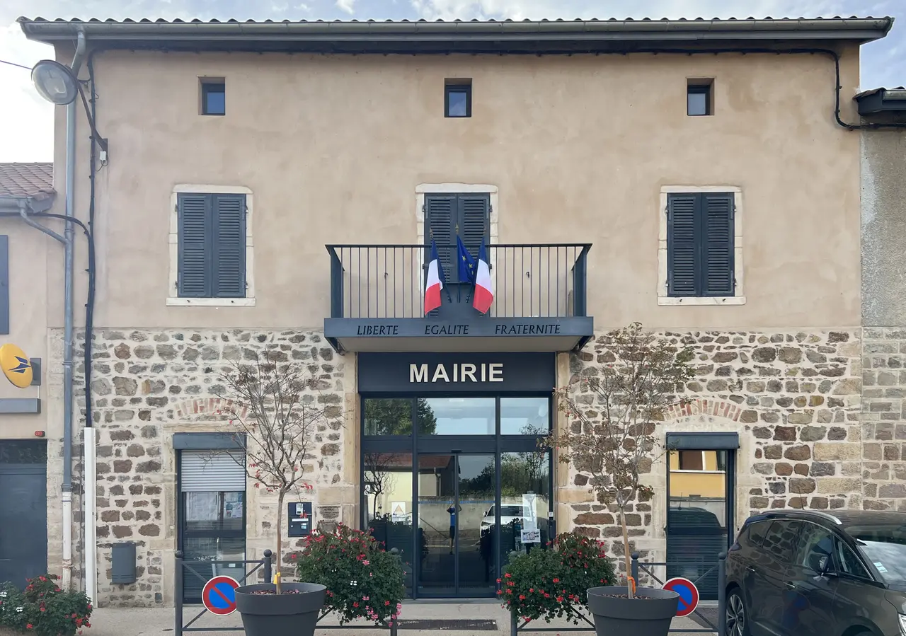 Mairie - Cercié (FR69) - 2022-10-31 - 1