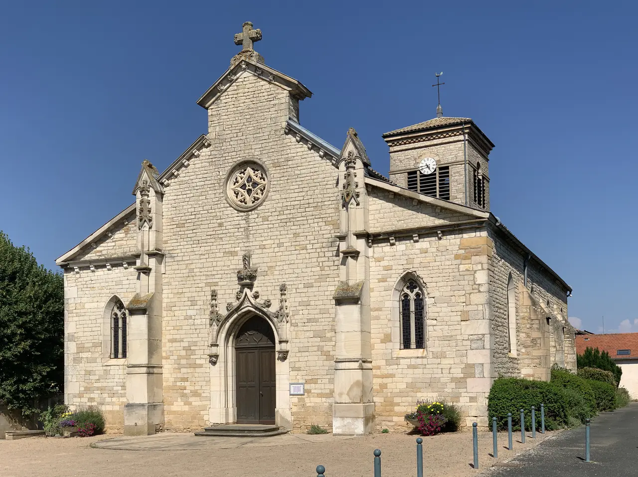 Église St Julien Chaleins 9