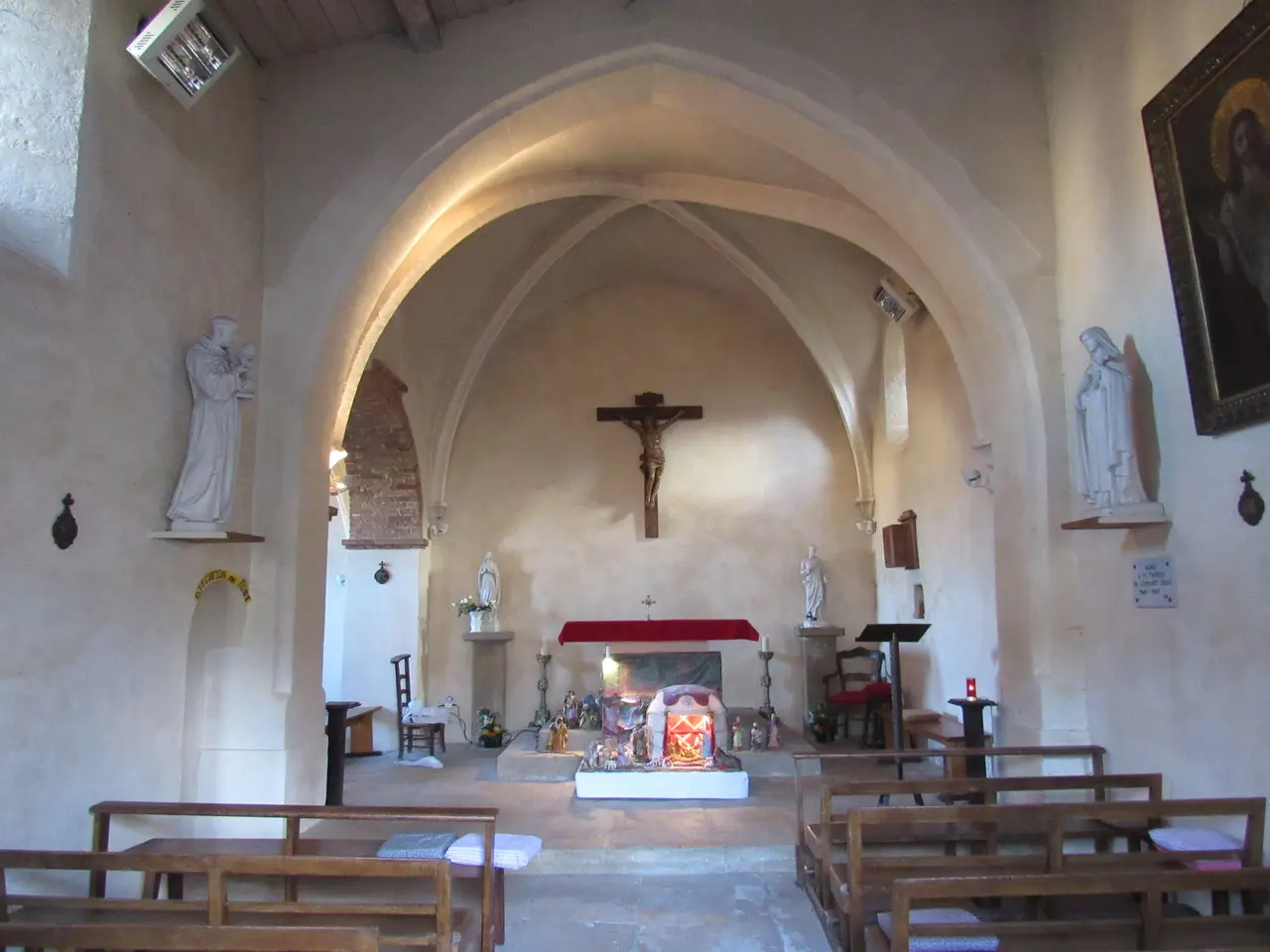 Chapelle Ste Croix (Chantemerle les Blés)3