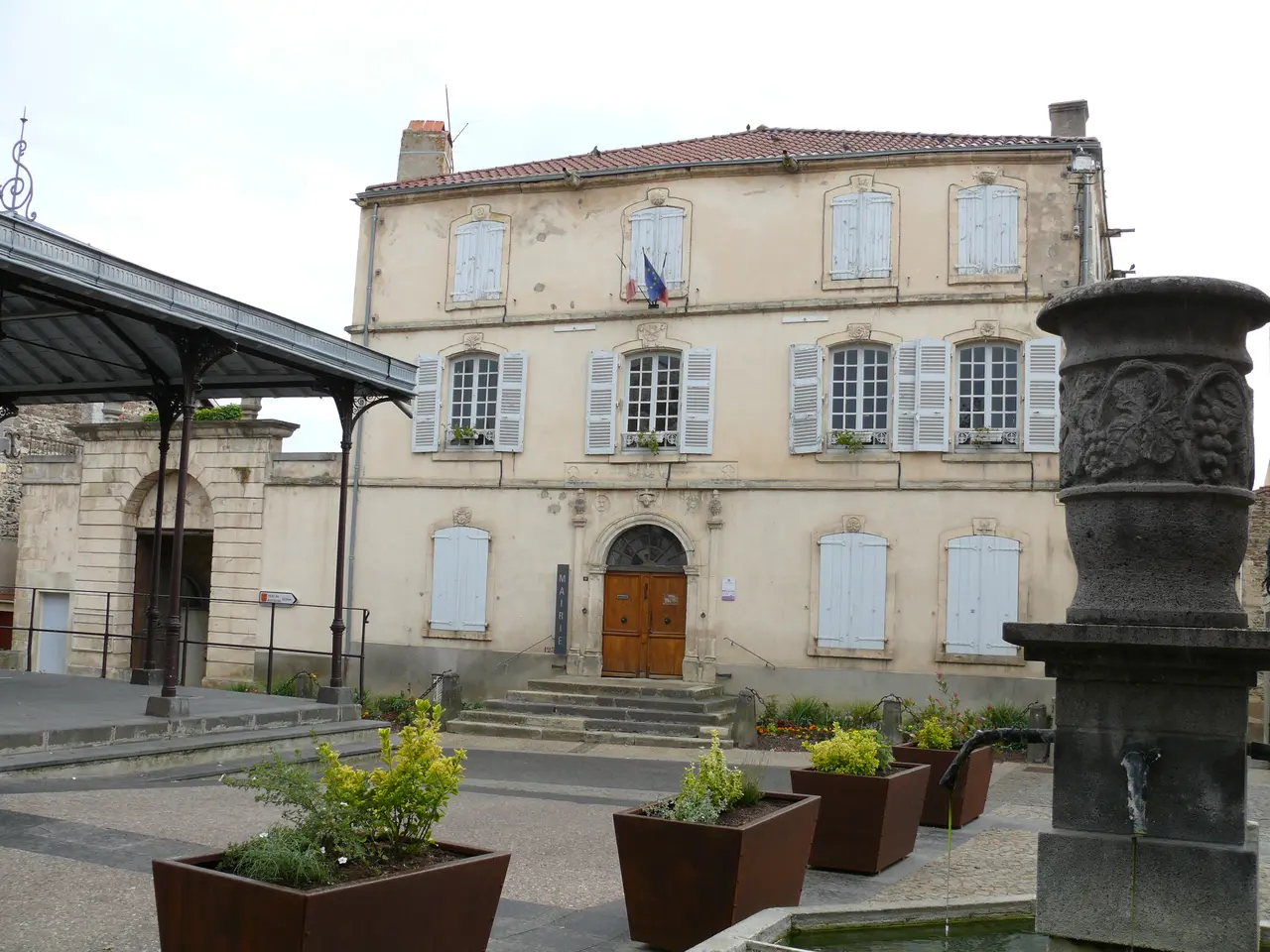 Chauriat - Place Lafayette -717
