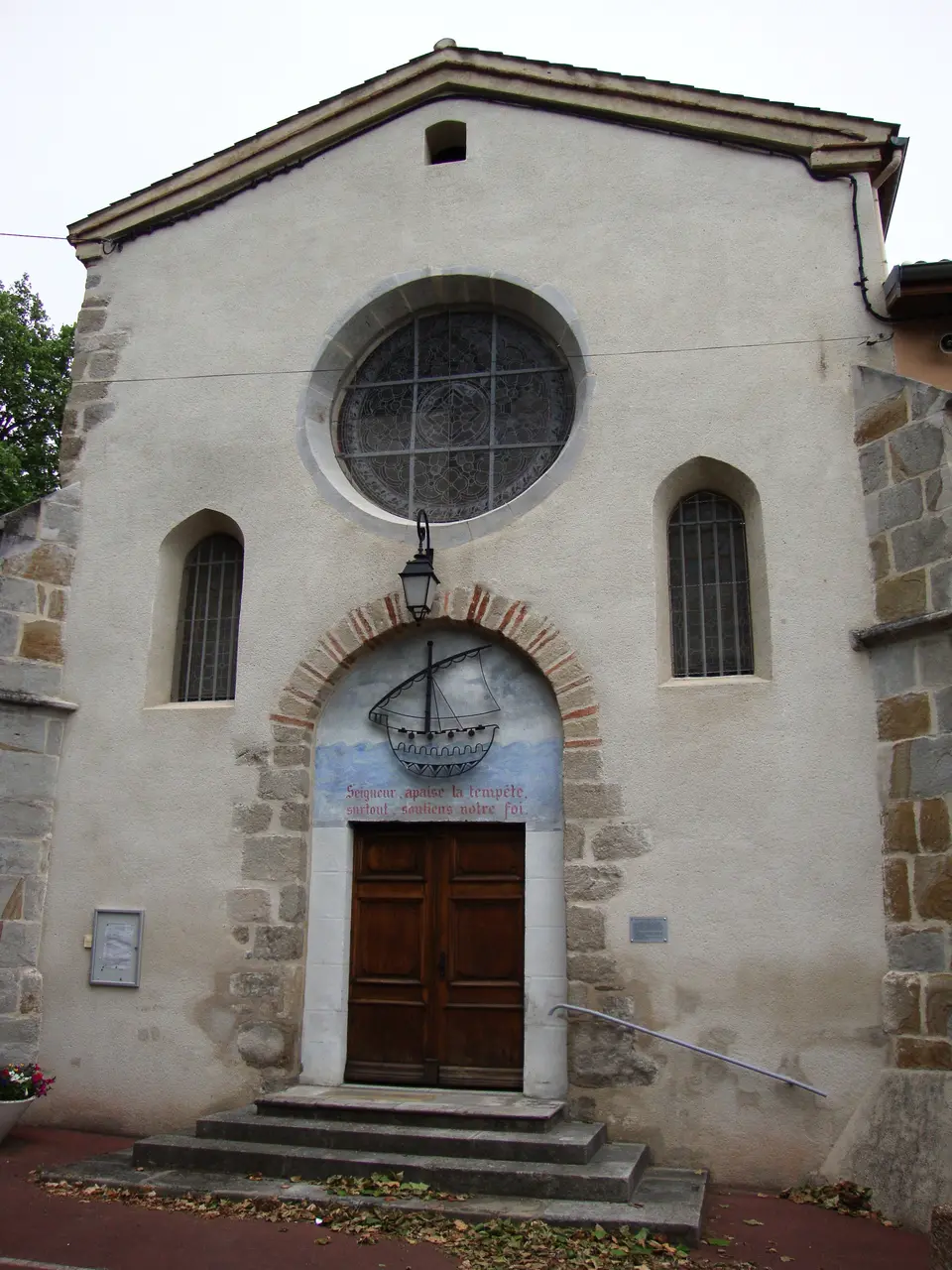Cuzieu (Loire, Fr) église, façade