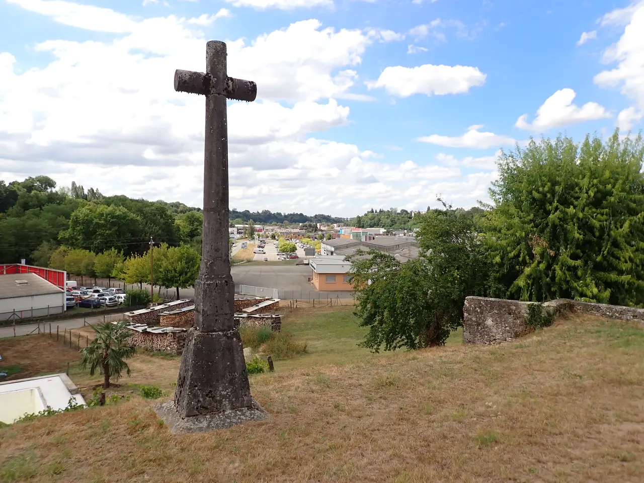 Calvaire de Notre-Dame des Sept Douleurs de Domessin