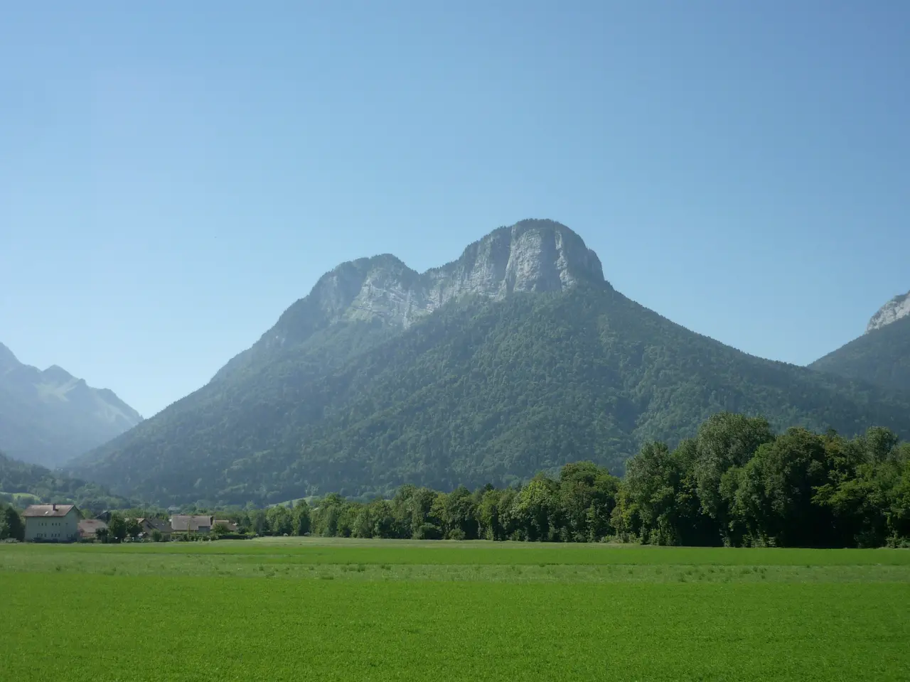 Doussard montagne du Charbon