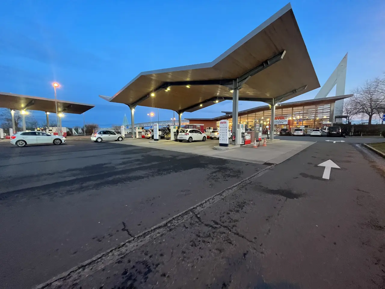 Station-essence Aire de l'Allier-Doyet (janvier 2024)