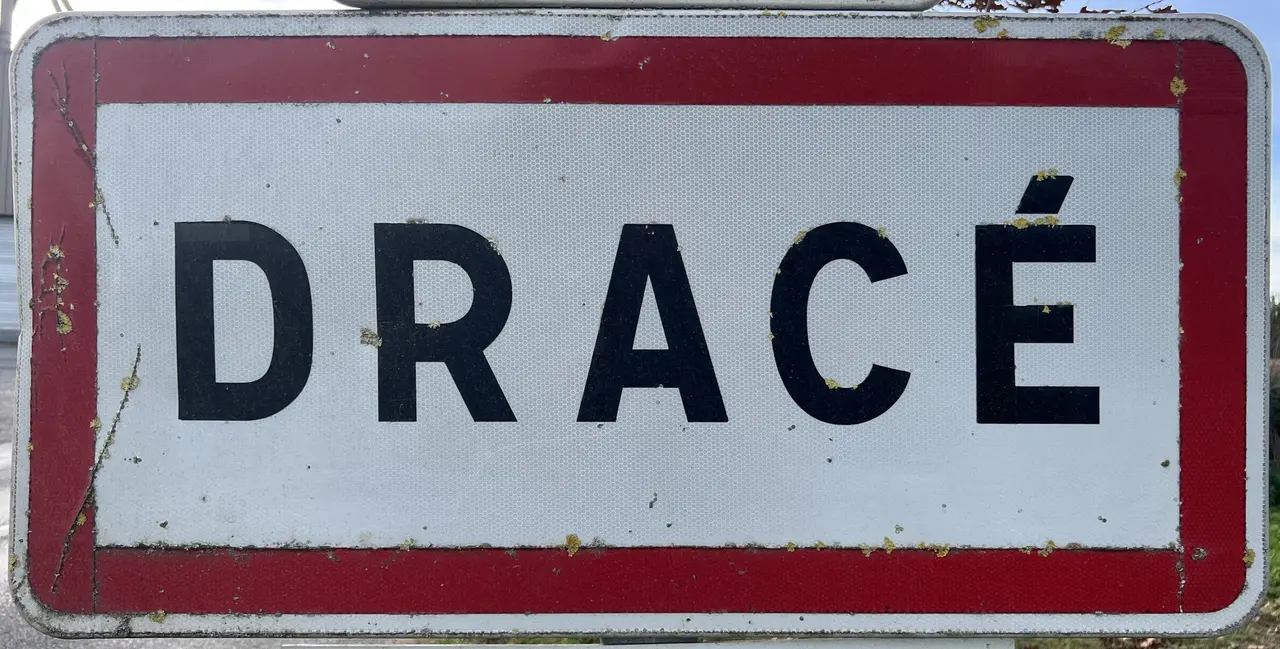 Panneau Entrée Dracé Route Thoissey - Dracé (FR69) - 2022-10-31 - 1