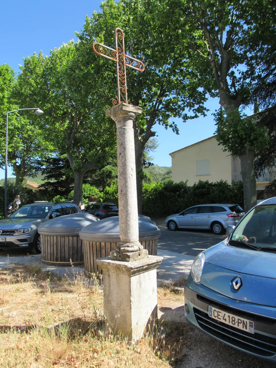 Croix de la route du Colombier (Espeluche)