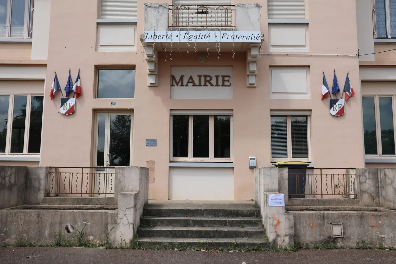 Entrée Mairie Estrablin