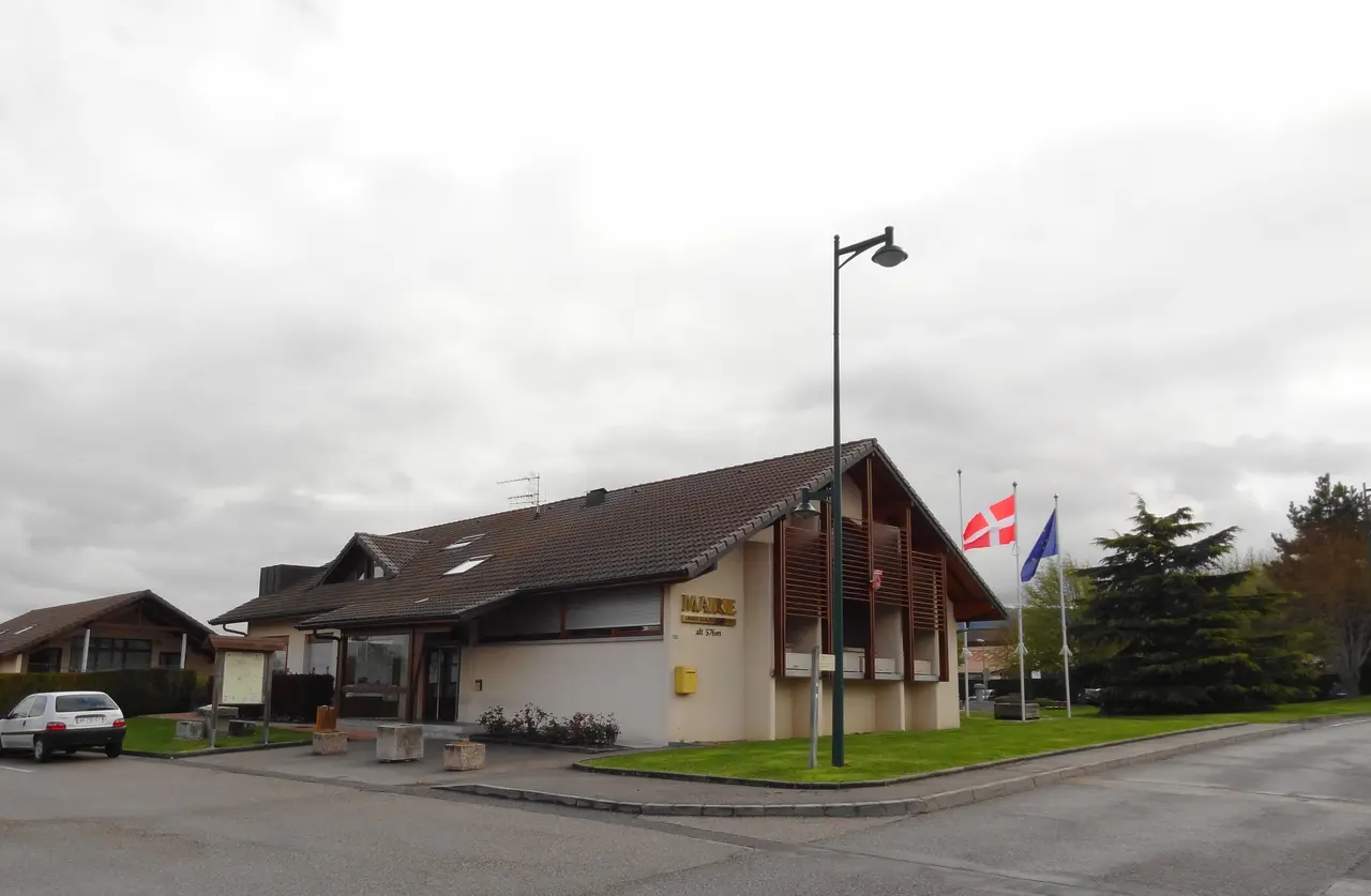 La mairie de Feigères (576m), Haute-Savoie