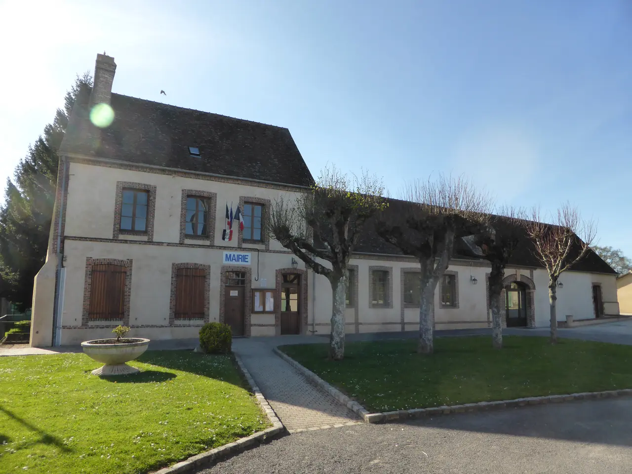 Mairie de Saint-Maixme-Hauterive
