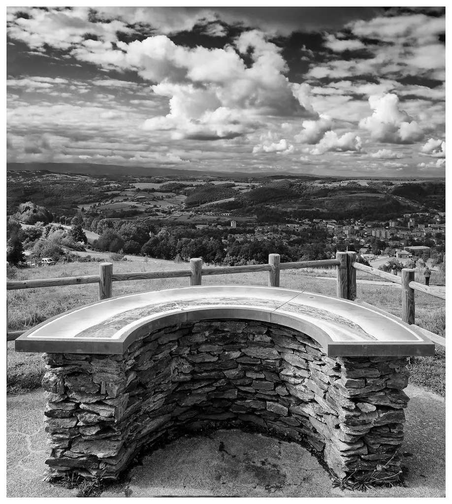 Table orientation de la croix de Besy la Ricamarie