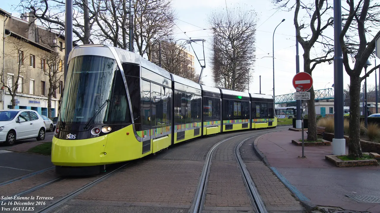 Saint-Étienne la terrasse CAF urbos