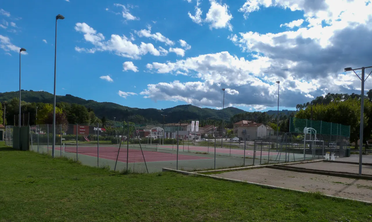 Tennis Lalevade-d'Ardèche septembre 2023