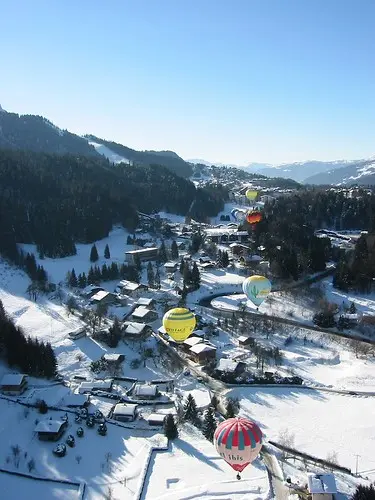 Flight over Les Carroz