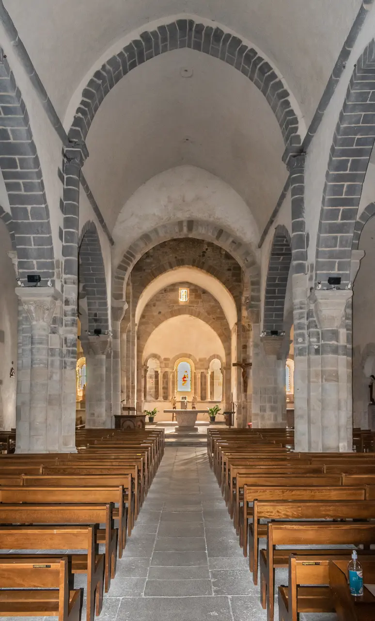 Finding of Saint Stephen church in Luzillat (16)