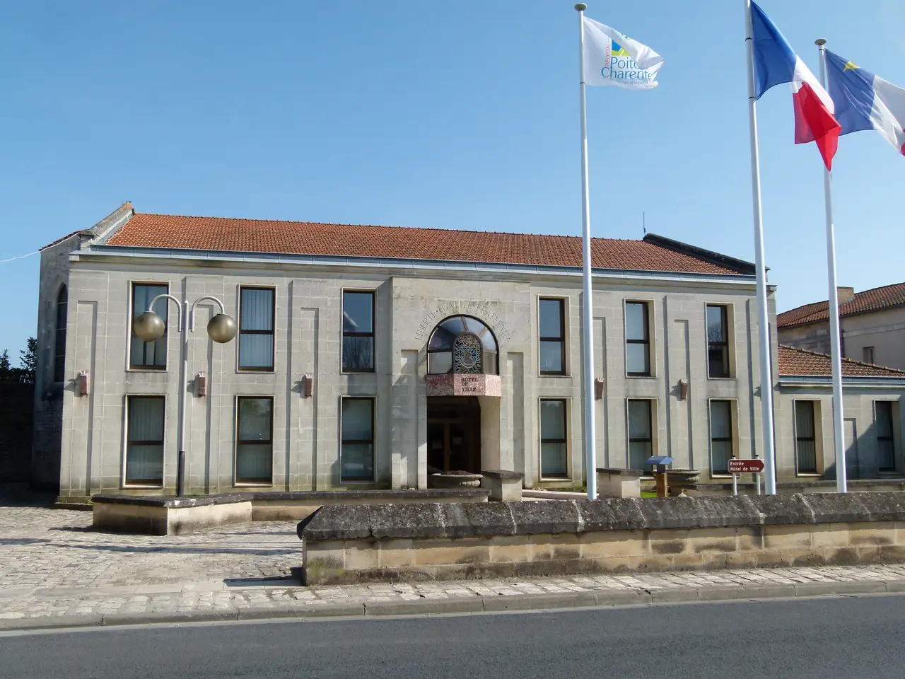 Hôtel de ville de Marennes 2