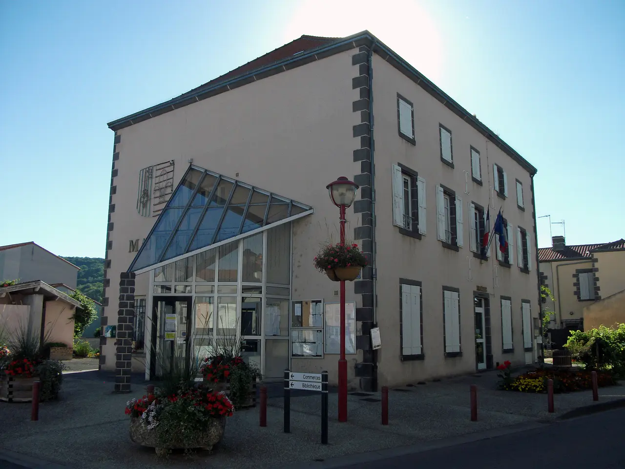 Mairie de Ménétrol 2016-08-13