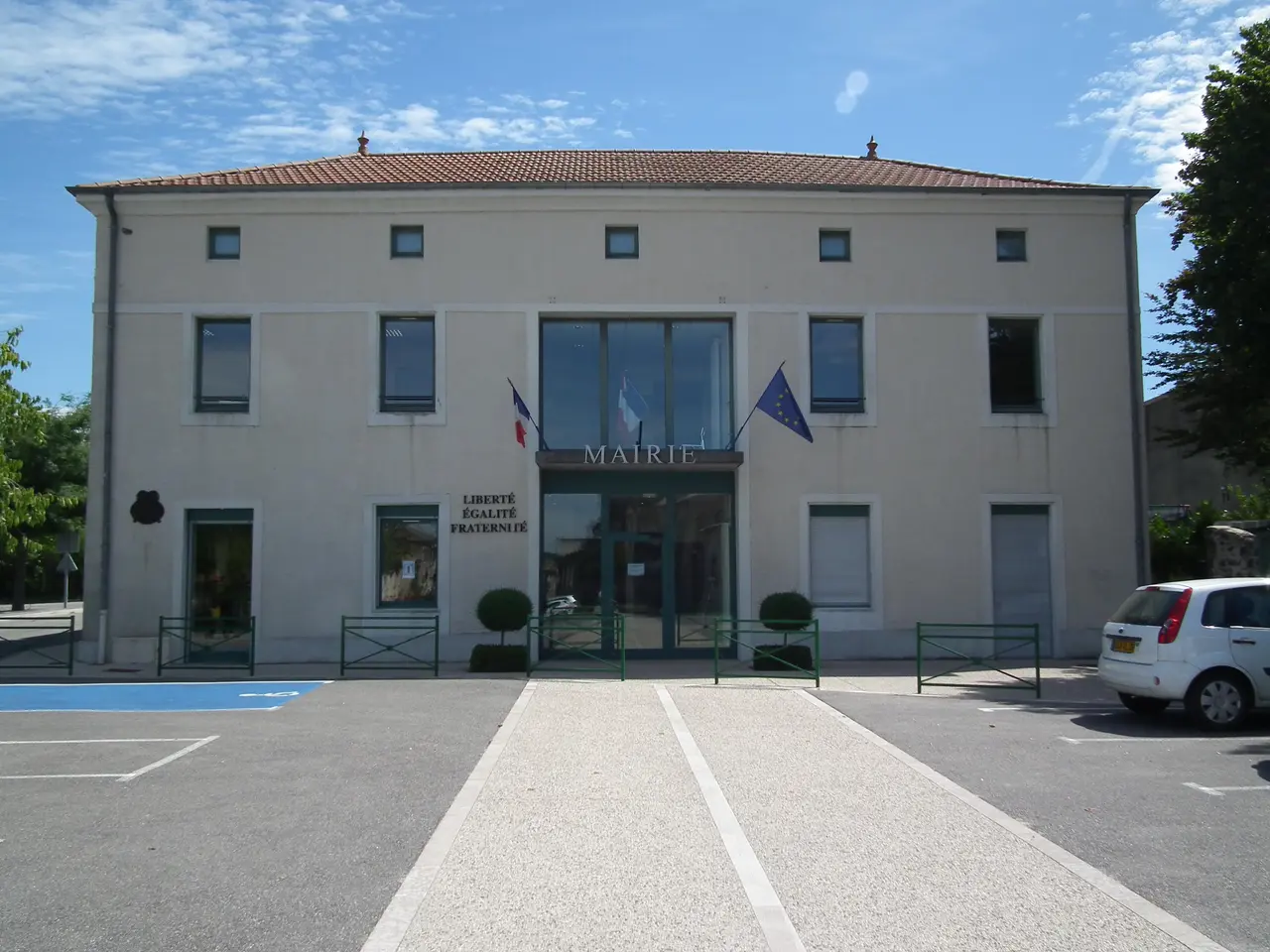Mairie Montoison 2011-08-12-005